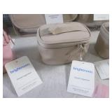 (EW3) Assortment of Travel Organize...