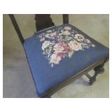 (BR1) Vintage Wood Needlepoint Seat...