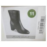 (CS) New Pair of Women's Heeled Boo...