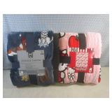 (A-1) 2 New Throw Blankets...