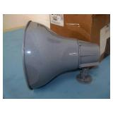 Atlas Sound AP-30T Vari-Tap 30-Watt Commercial-Grade Horn Loudspeaker / Speaker for 24, 70 or 100-Volt Systems Atlas Sound AP-30T Vari-Tap 30-Watt Commercial-Grade Horn Loudspeaker / Speaker for 24, 70 or 100-Volt Systems