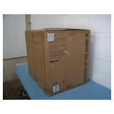 (Pair) Klipsch Reference 2-Channel R-60M Bookshelf Audio Monitors / Loudspeakers - In Original Box (Pair) Klipsch Reference 2-Channel R-60M Bookshelf Audio Monitors / Loudspeakers - In Original Box