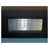 Crown Audio DCI 4/300 DriveCore Install Analog Series 4-Channel Amplifier 300 Watts x 4 Crown Audio DCI 4/300 DriveCore Install Analog Series 4-Channel Amplifier 300 Watts x 4