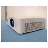 Hitachi CP-WU5505 WUXGA 5000-Lumen HD Home Theater LCD Projector / Projection System with Remote Control and HDMI Cable Hitachi CP-WU5505 WUXGA 5000-Lumen HD Home Theater LCD Projector / Projection System with Remote Control and HDMI Cable