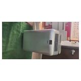 Haier Portable Electric Air Conditioner – New (Out of Box) : Dimension of 33'H x18'W x15'l)