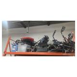 All contempt on the top Pallet rocks ( Wheelwalkers, and assorted contents)