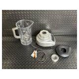 KitchenAid KSB560MC1 Household Blender - 120V 60Hz 6A With Jar & Accessories