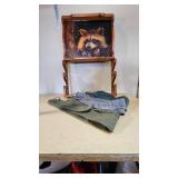 Wooden Clock Gun Rack with Raccoon Picture and Gun Sleeves