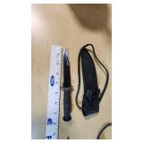 Survivor Stainless Steel Knives and Sheaths Set