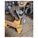 Yard King Performance 8/27 Snow Blower - Needs Gas Line/Maybe a Carb Clean