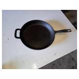 Food network Cast Iron Skillet 12-Inch Cookware