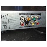 Panasonic DVD-S27U DVD/CD Player - Powers On No Other Functions Tested