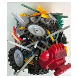 K'nex,Tinkertoy and MindWare Q-BA-Maze Construction Sets K'nex,Tinkertoy and MindWare Q-BA-Maze Construction Sets