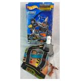 Hot Wheels Bundle of Micro Car Playsets and Robo Wheels Extreme Half Pipe Track System Hot Wheels Bundle of Micro Car Playsets and Robo Wheels Extreme Half Pipe Track System