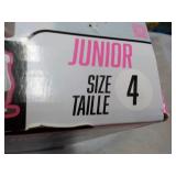 Figure Skates Junior size 4...