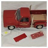 1/8 1976 Didge Red Express Truck