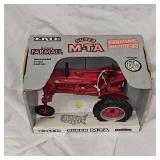 1:16 Farmall Super MTA
