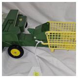 1/16 John Deere Baler