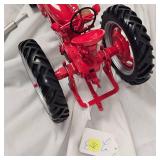 1/12 Precision Scale Farmall H