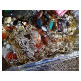 3 lb. 5 oz.Tray of Costume Jewelry
