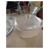 (2) Mixing Bowls, (2) Corningware Dishes, (2) Glass Casserole Dishes
