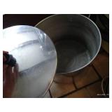 Wok, Roaster, Stock Pot, & Vintage Griddle with Handle