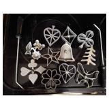 Vintage Rosette Maker with Assorted Shapes