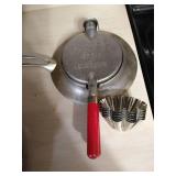 Krumkakke Iron & SandBakkel Tins