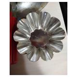 Krumkakke Iron & SandBakkel Tins