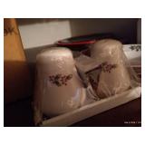 Christmas Serving Lot