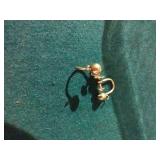 18K Gold Screw-On Earrings - 2.2 Grams