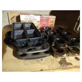Muffin Tins & Baking Pans