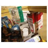 Household Lot - Extension Cords & Lightbulbs