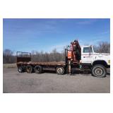 1995 Ford L9000 Flatbed With Mounted Fassi F330 Knuckle Boom Crane