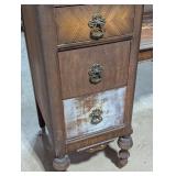 Vintage Vanity/Make Up Dresser with Mirror