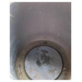 30 Gallon Brute Can With Large Poly Scoop