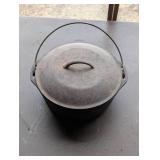 Cast Iron Pot with Lid