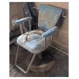 Vintage Barber Chair - DIY Project
