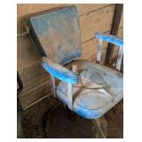 Vintage Barber Chair - DIY Project