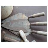 Concrete/Mud Finishing Lot - 7 Piece - Trowels, Edger, Holder Plate