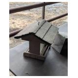 Bird Lot - 1 Bird Feeder and 1 Bird House - Wood