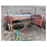 New Holland Hayliner 269 - classic small square baler