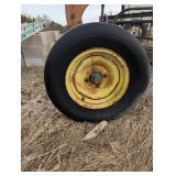 John Deere 896 - pull-type, parallel-bar side-delivery hay rake