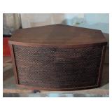 901 Bose Speaker - Wood Grain