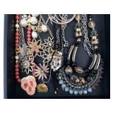 Jewelry Assortment - Necklaces, Bracelets & Earrings Jewelry Assortment - Necklaces, Bracelets & Earrings