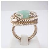 Sterling Silver Ring - Green Stone. Size 9. Sterling Silver Ring - Green Stone. Size 9.