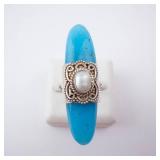 Sterling Silver Turquoise Ring with Pearl Cabochon and Ornate Bezel. Size 9. Sterling Silver Turquoise Ring with Pearl Cabochon and Ornate Bezel. Size 9.