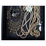 Assorted Fashion Jewelry - Necklaces, Chains, Pearls & Mint Green Flower Pendants Assorted Fashion Jewelry - Necklaces, Chains, Pearls & Mint Green Flower Pendants