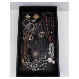 Costume Jewelry Assortment - Necklaces, Bracelets, Earrings, Pearls & Rings Costume Jewelry Assortment - Necklaces, Bracelets, Earrings, Pearls & Rings