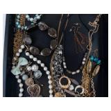 Assorted Costume Jewelry Collection: Necklaces, Bracelets & Earrings Assorted Costume Jewelry Collection: Necklaces, Bracelets & Earrings